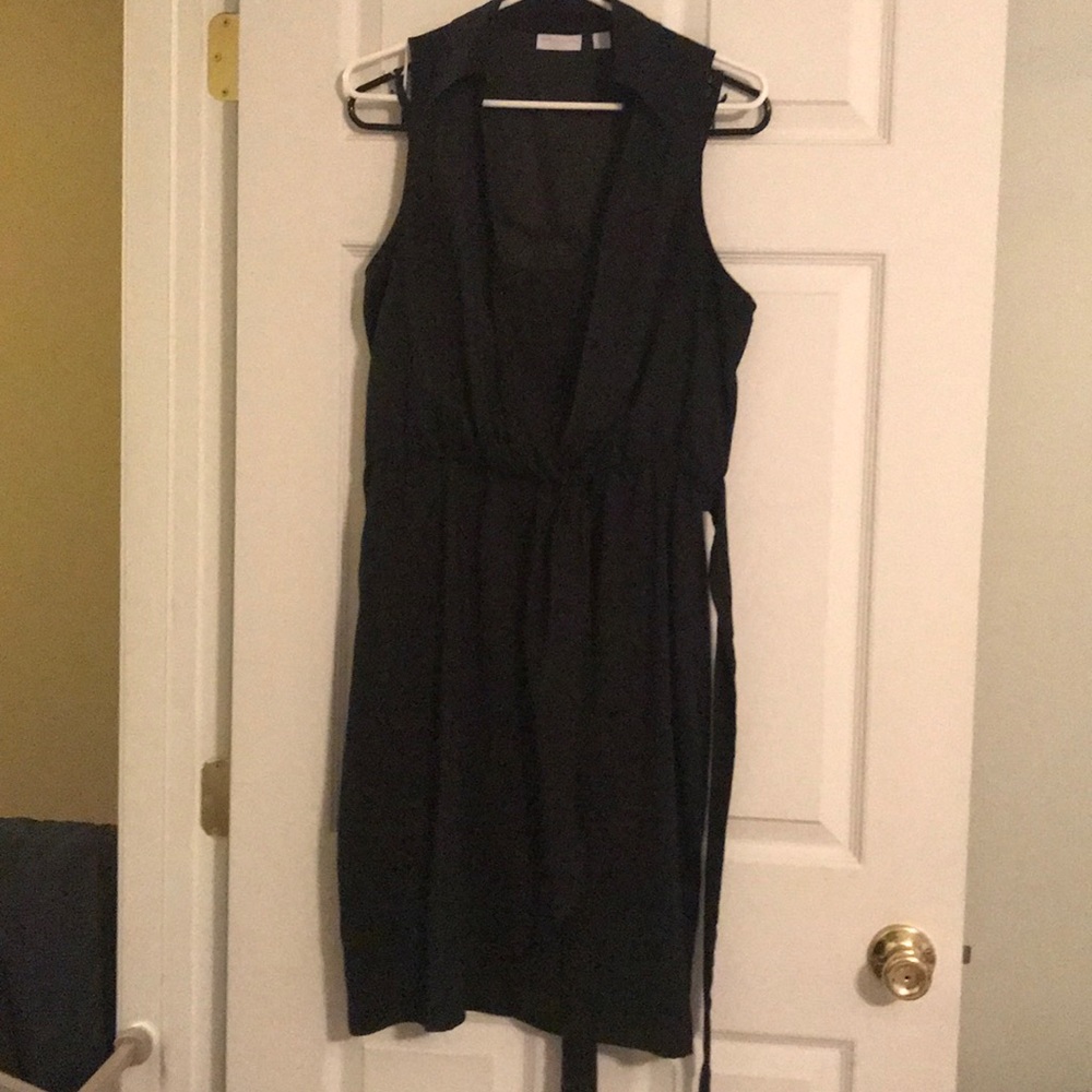 Black sleeveless dress tie front